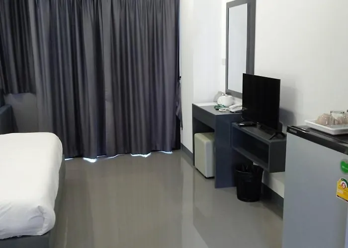 D Night Hotel 3*